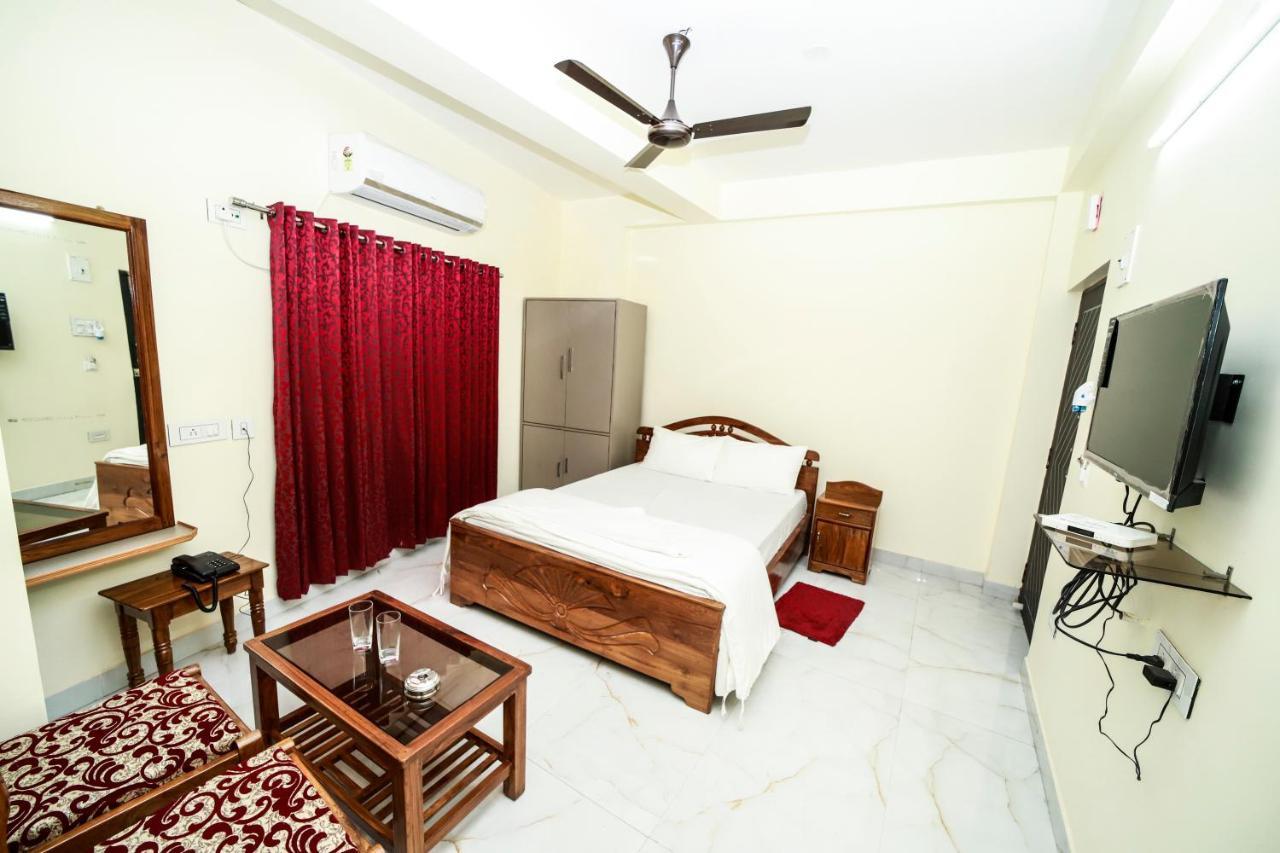Rishika Guest House And Banquet Calcutta  Esterno foto