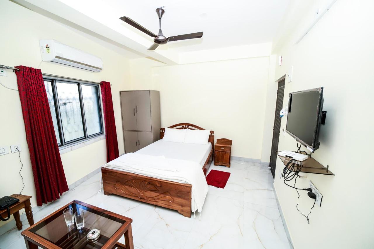 Rishika Guest House And Banquet Calcutta  Esterno foto