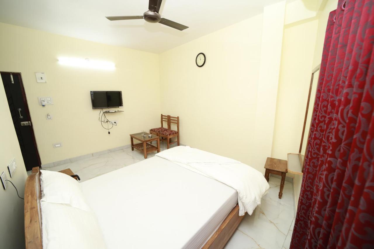Rishika Guest House And Banquet Calcutta  Esterno foto