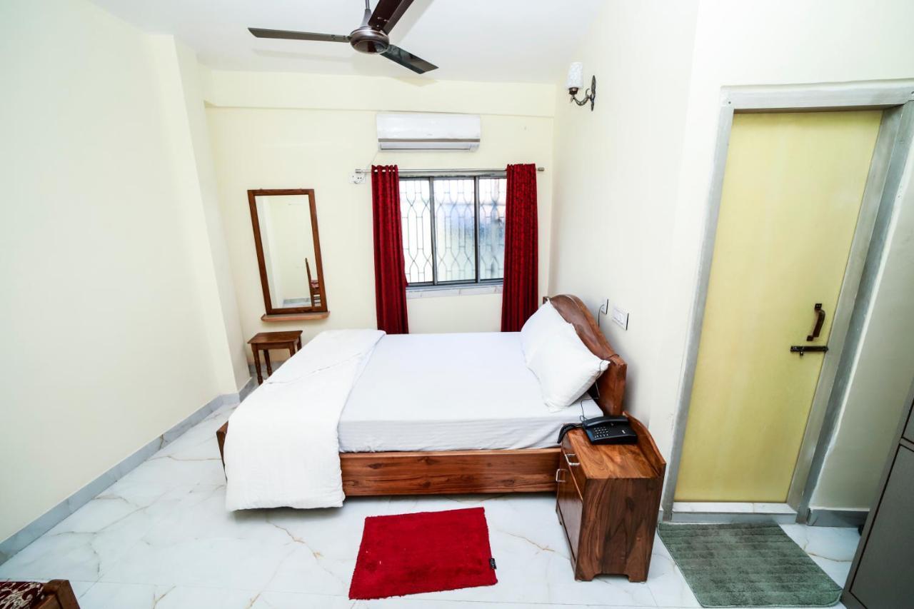 Rishika Guest House And Banquet Calcutta  Esterno foto