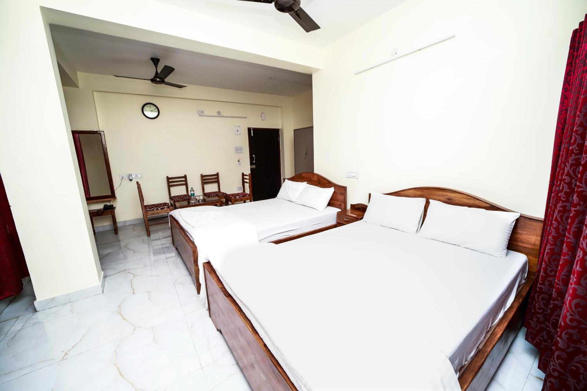 Rishika Guest House And Banquet Calcutta  Esterno foto