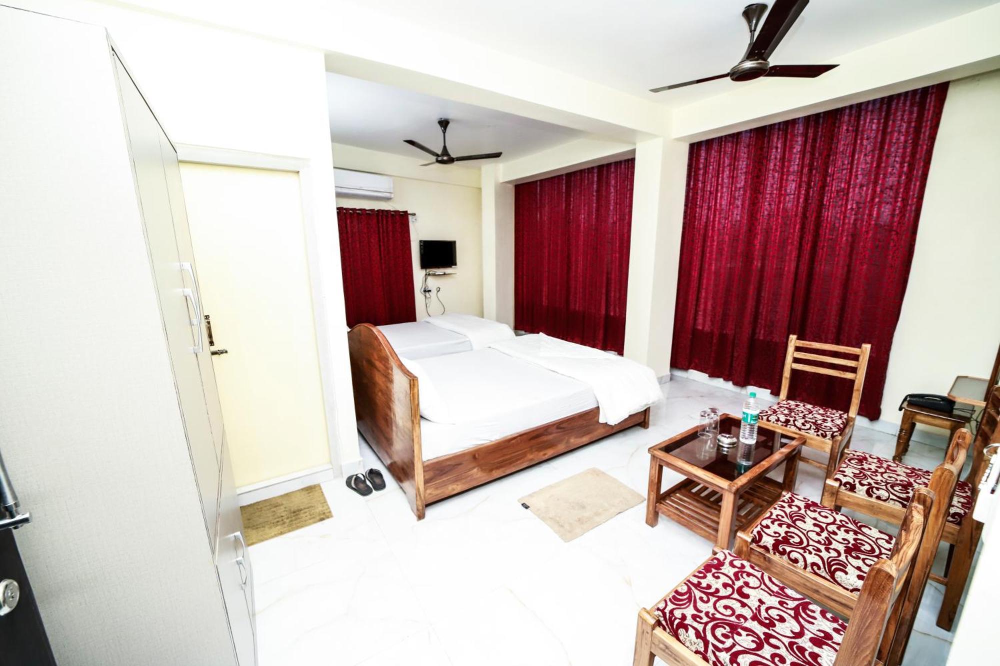 Rishika Guest House And Banquet Calcutta  Esterno foto